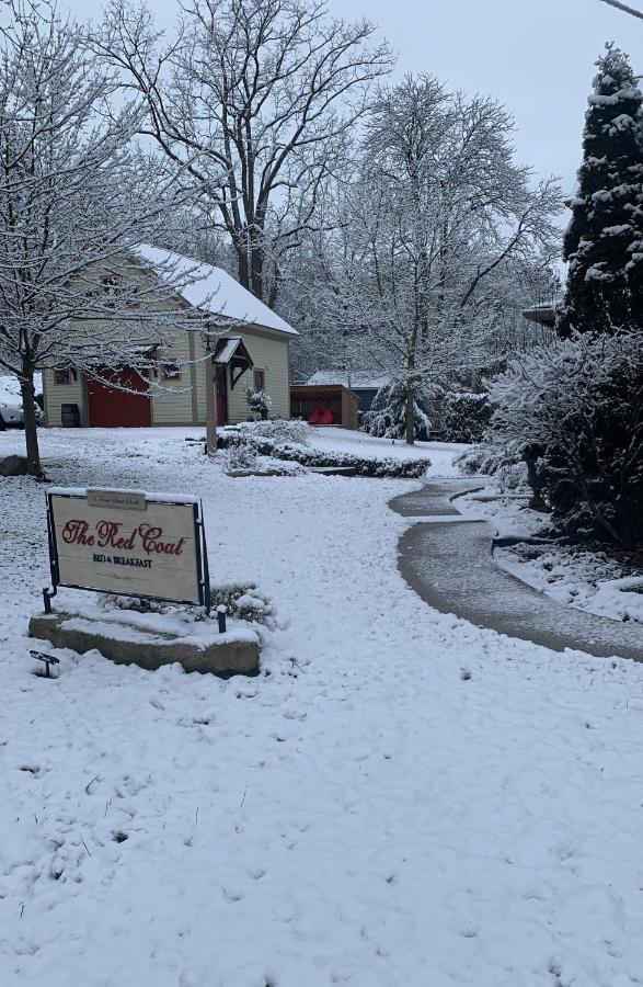 ナイアガラオンザレイク The Red Coat Bed & Breakfast エクステリア 写真